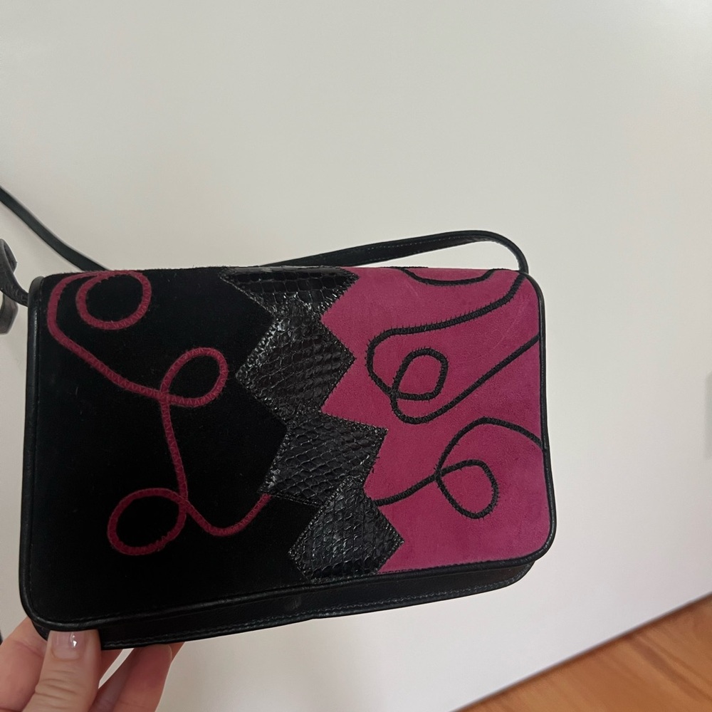 Vintage leather Black and Pink crossbody Women's Bag
